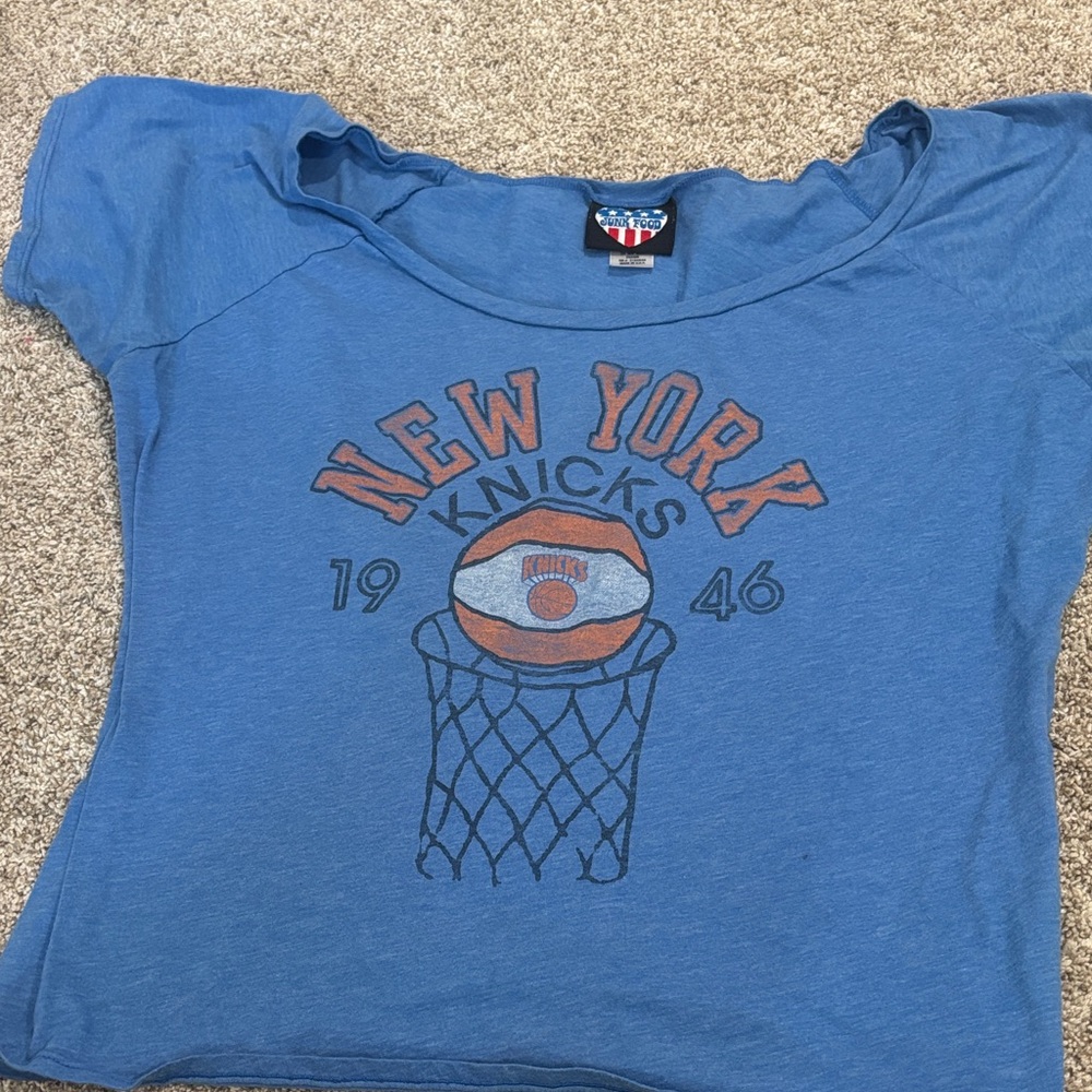 🟢10/$10 - Junk Food Clothing Blue New York Knicks Tee
